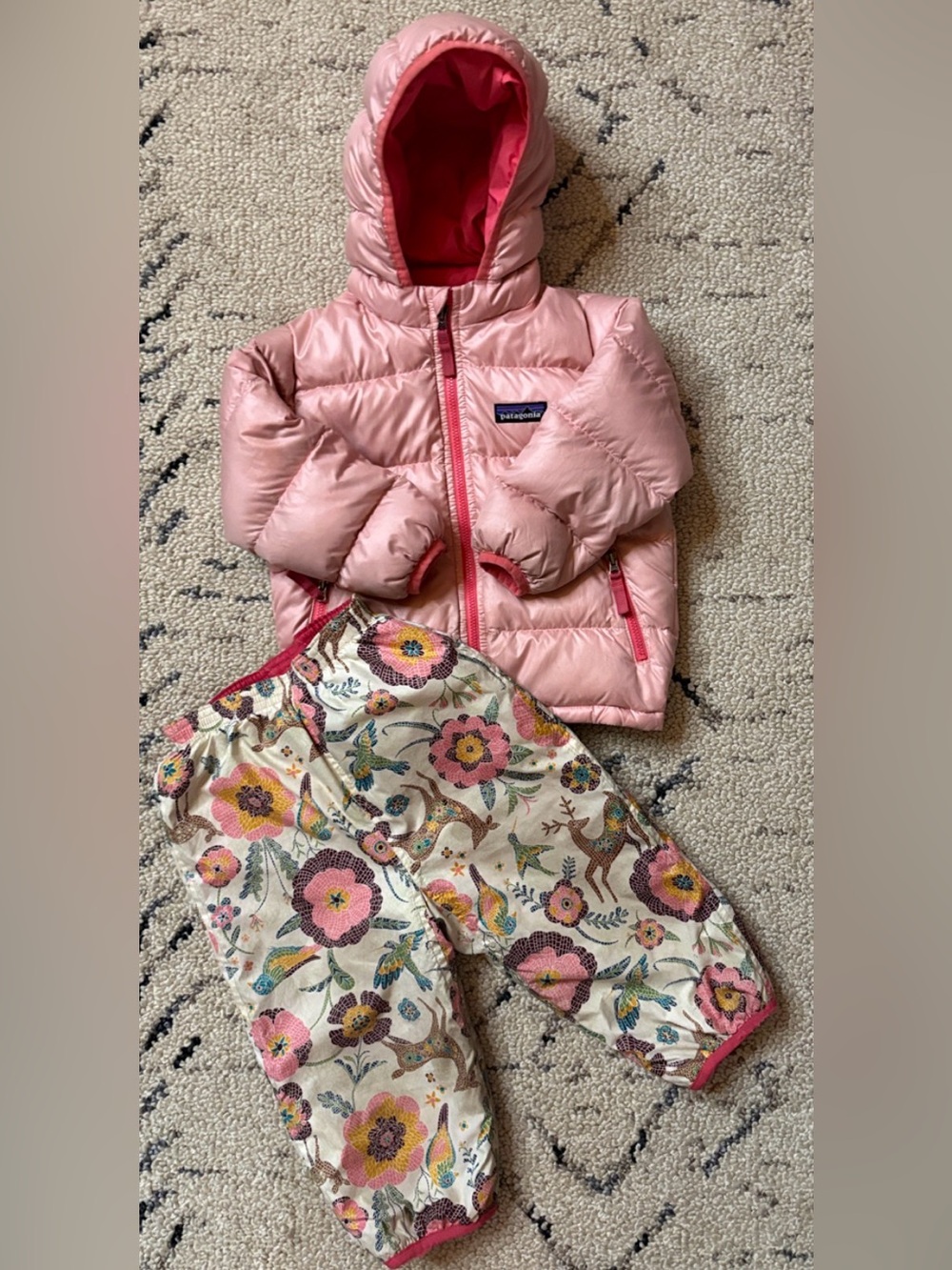 Patagonia Kids high loft Puffer Jacket snowsuit (2T)
